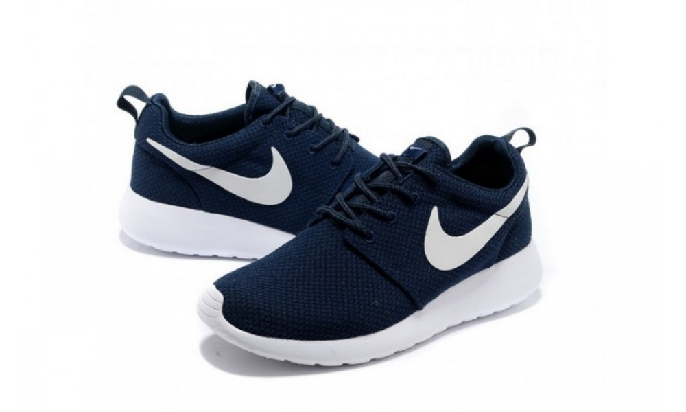 Blue and store white roshes